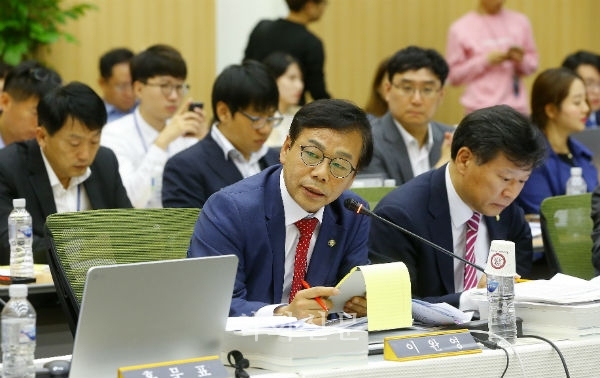 자유한국당 국회 법제사법위원회 이완영 의원(경북 칠곡·성주·고령)