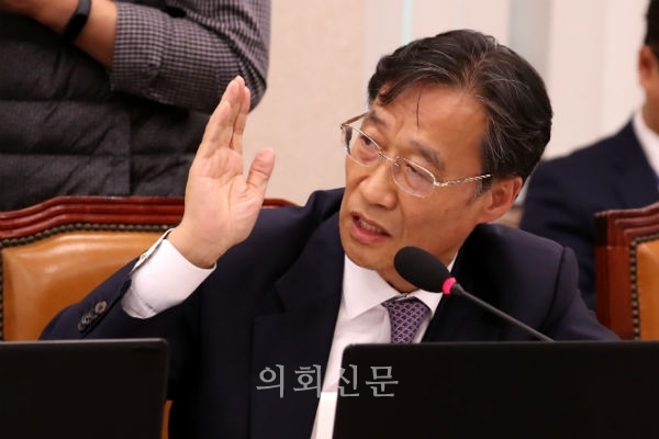 국회 정무위원회 유동수 의원 (인천 계양구갑, 더불어민주당)