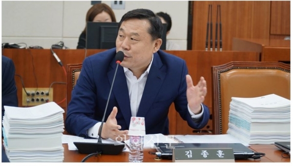 민중당 김종훈 의원(울산 동구)