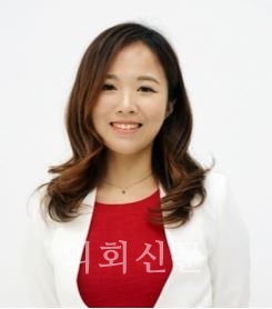 서울시의회 교육위원회 여명 의원 (비례대표)