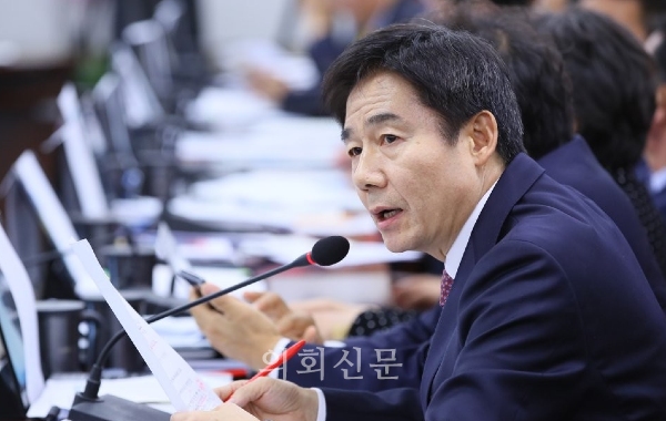 이용호 의원(전북 남원·임실·순창, 보건복지위원회·예산결산특별위원회)
