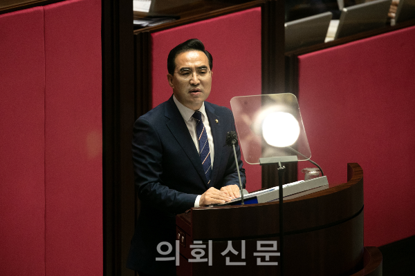 더불어민주당 박홍근 원내대표가 20일 오전 국회에서 열린 본회의에서 교섭단체대표 연설을 하고 있다. (공동취재사진) 2022.07.20